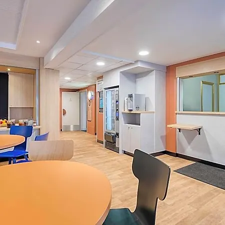 Rocourt Hotel