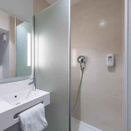 Hotel Nord Rocourt 2*